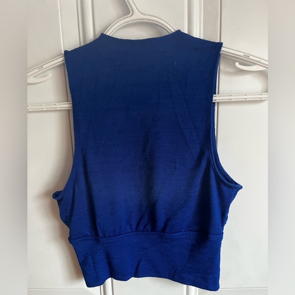 Wilfred Free | XS Valeria Plunge Crop Top - Picture 5 of 6